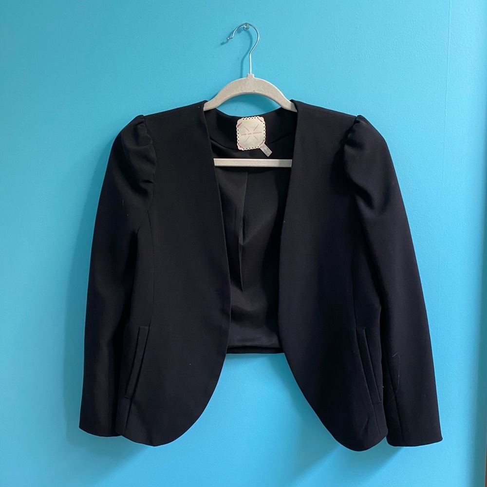 Cropped Black Blazer